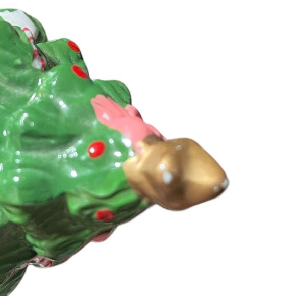 Porcelain 5" Christmas tree trinket/jewelry box hand painted early 90's - Picture 2 of 9